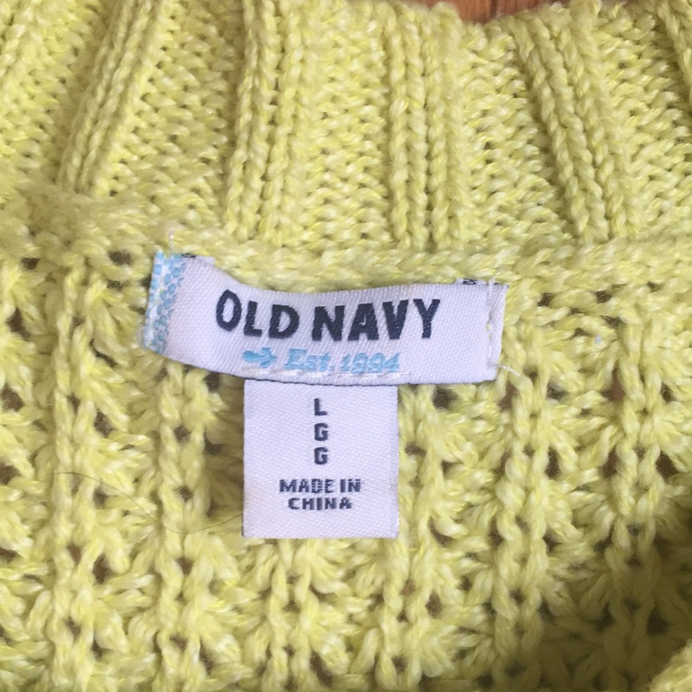 Old Navy sweater - Picture 2 of 2